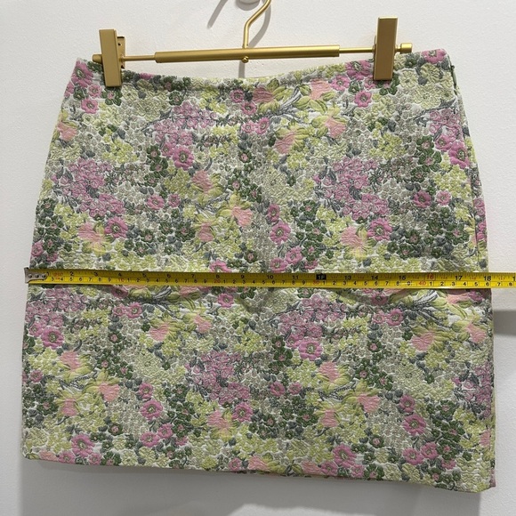 Love & other stories Floral Embroidered Skirt size 4 new - Picture 14 of 15